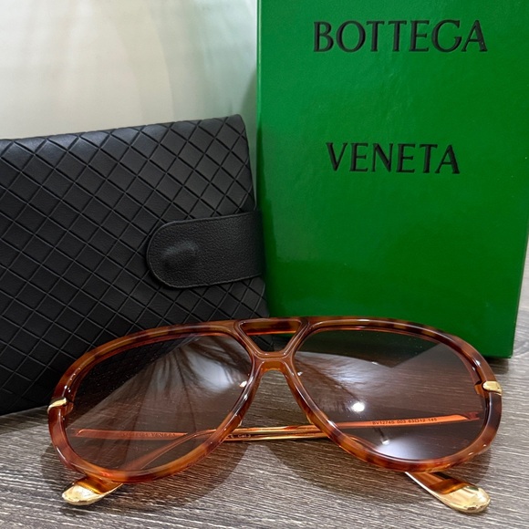 Bottega Veneta Amber Aviator Sunglasses - Picture 1 of 10